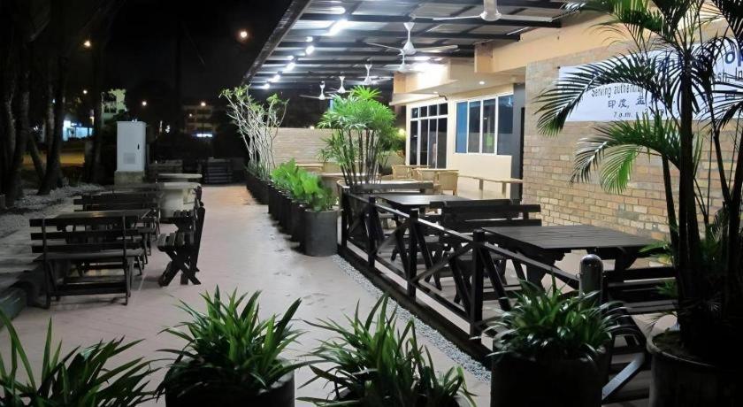 The Orchid Hotel Sibu Bagian luar foto